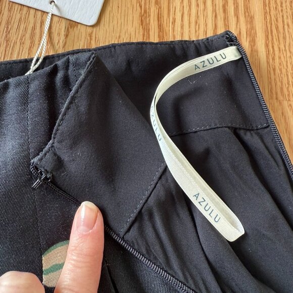 Azulu Brisa Shorts Size Small Black Coffee Bean Print NWT Luxury Resortwear - Picture 10 of 11